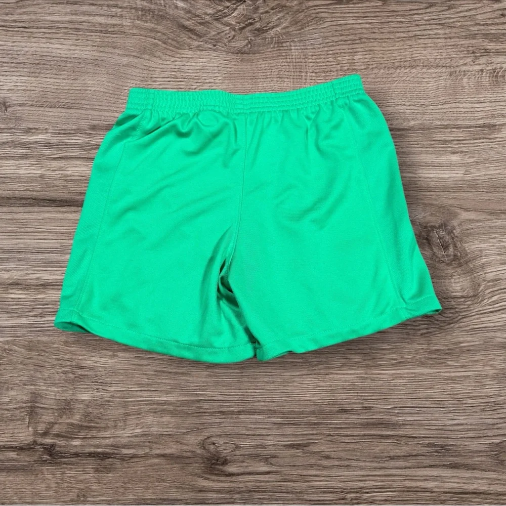 NWOT Portuguese Football Federation All Green Kids Shorts Size Medium‎ Nike